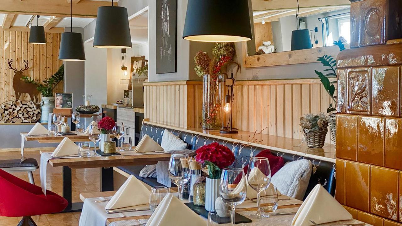 Landhotel Gasthaus Zum Pflug تسل-آم-هارمرزباخ المظهر الخارجي الصورة