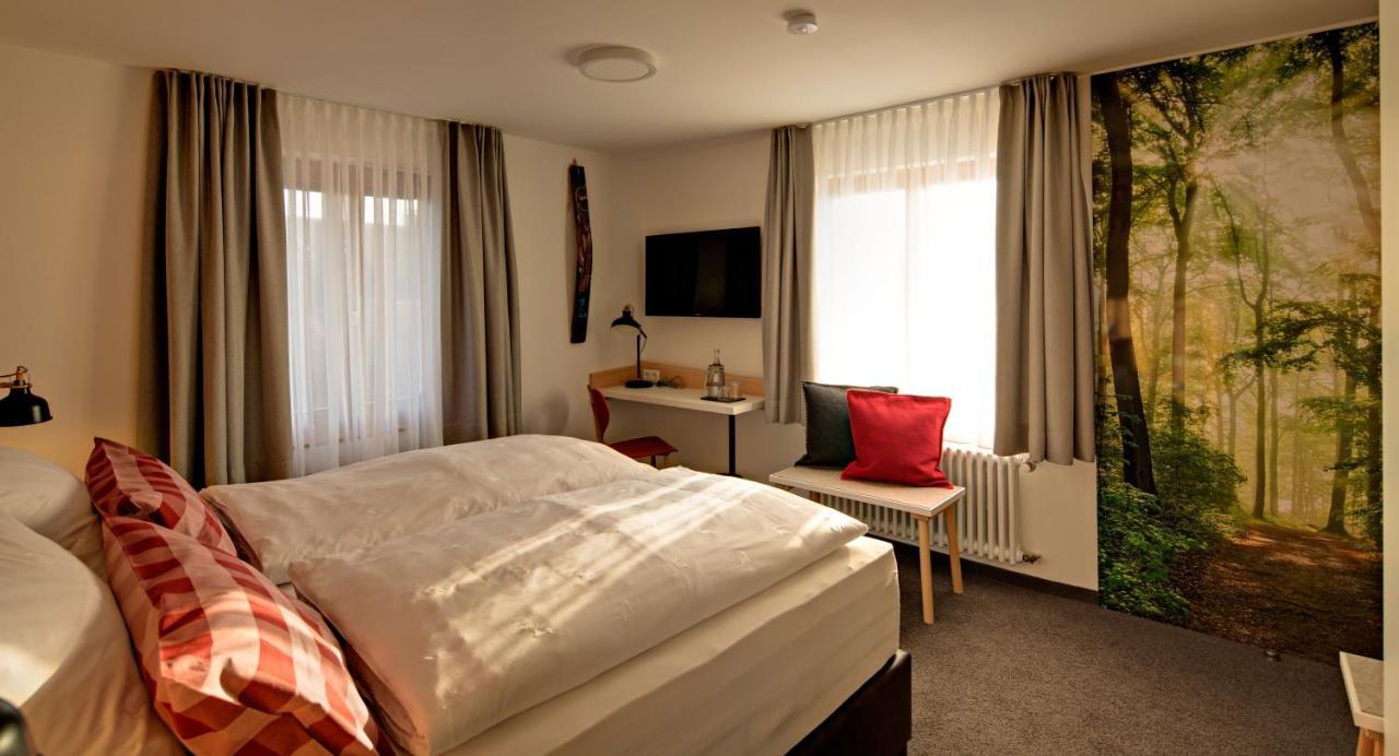 Landhotel Gasthaus Zum Pflug تسل-آم-هارمرزباخ المظهر الخارجي الصورة