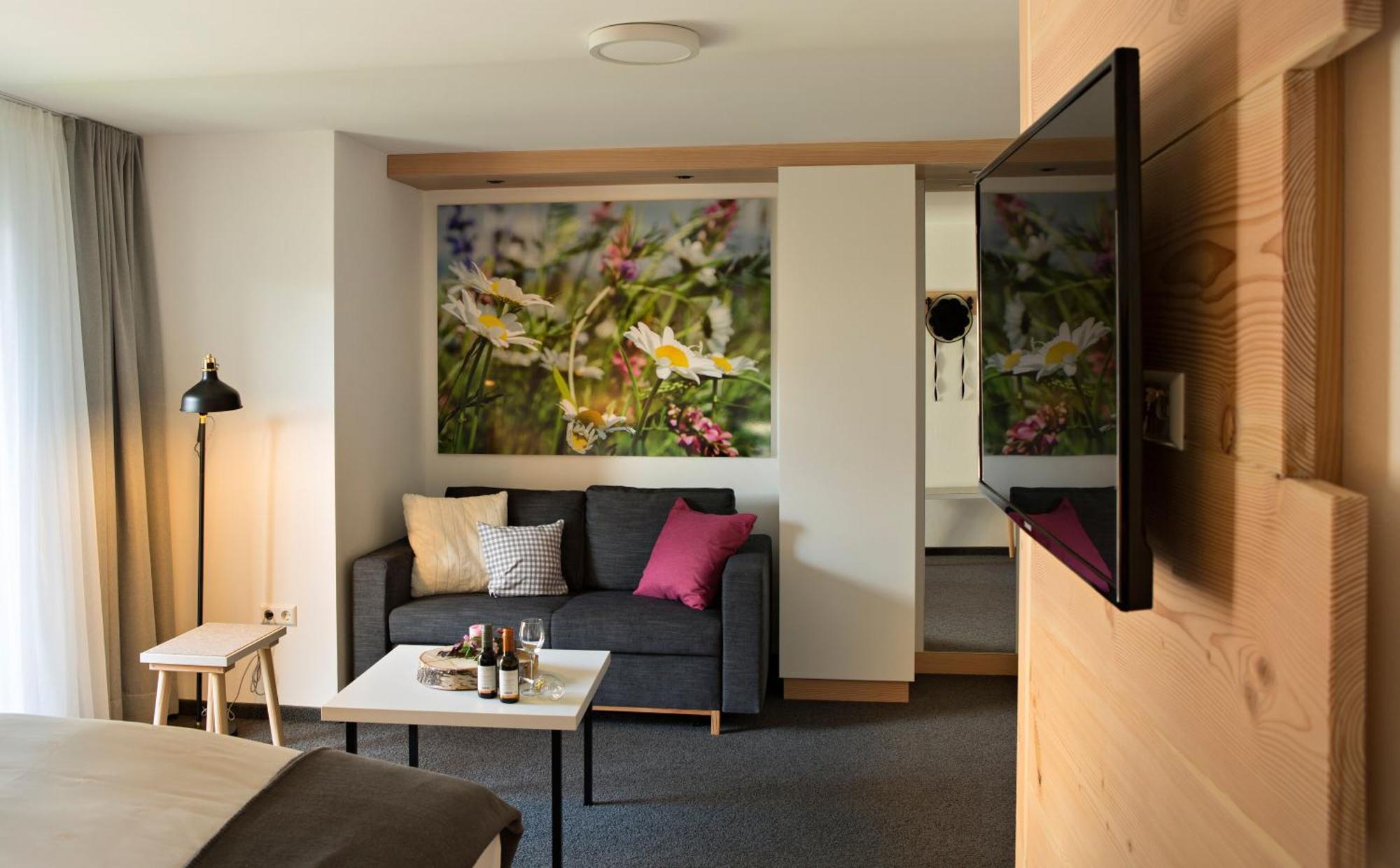 Landhotel Gasthaus Zum Pflug تسل-آم-هارمرزباخ المظهر الخارجي الصورة