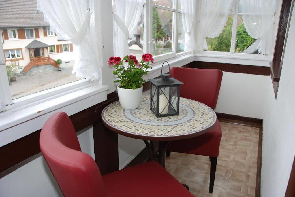 Landhotel Gasthaus Zum Pflug تسل-آم-هارمرزباخ المظهر الخارجي الصورة